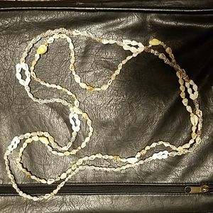 2 35in shell necklaces